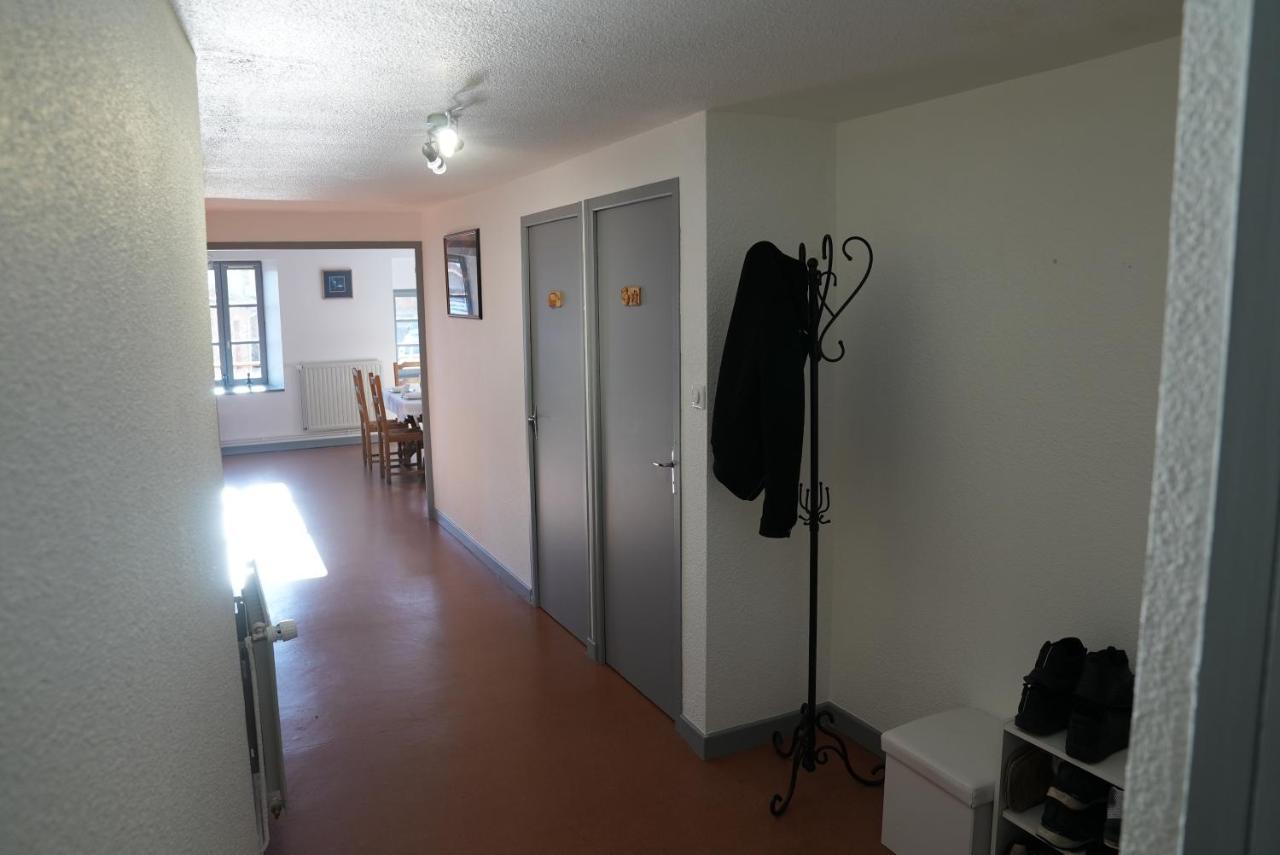 Appartement Spacieux Au Pied Des Pistes Chalmazel-Jeansagniere Bagian luar foto
