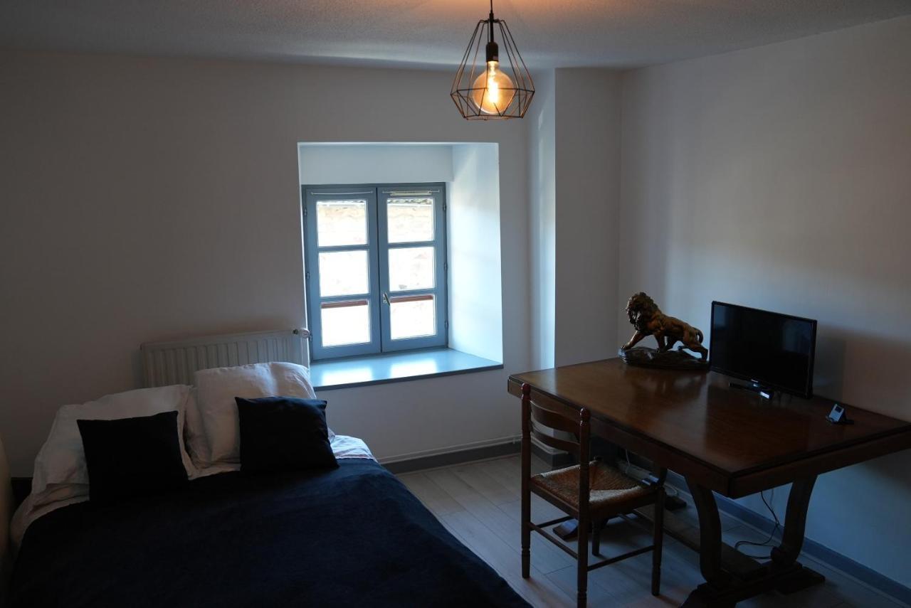Appartement Spacieux Au Pied Des Pistes Chalmazel-Jeansagniere Bagian luar foto